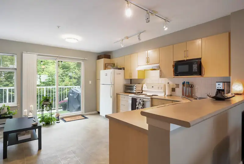 5 20771 DUNCAN WAY - photo 4 of 36
