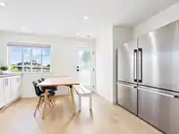 3326 SLOCAN STREET - thumbnail 17