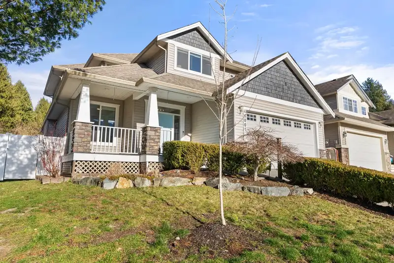 46001 BRIDLE RIDGE CRESCENT - photo 3 of 39