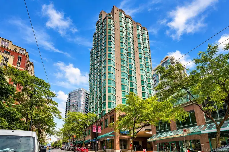 1609 838 HAMILTON STREET - photo 1 of 8