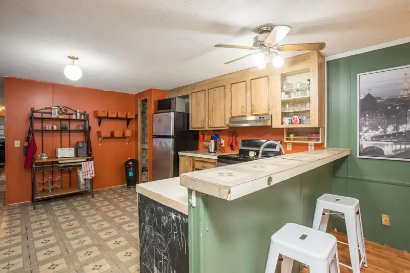 95 145 KING EDWARD STREET - photo 4 of 24