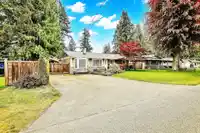 4046 205A STREET - thumbnail 40