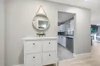 111 6820 RUMBLE STREET - thumbnail 3