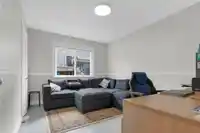 8733 162A STREET - thumbnail 7