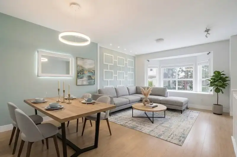 8 7833 HEATHER STREET - photo 3 of 28