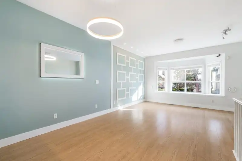 8 7833 HEATHER STREET - photo 4 of 28
