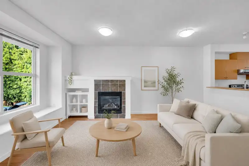 46 20460 66 AVENUE - photo 1 of 40