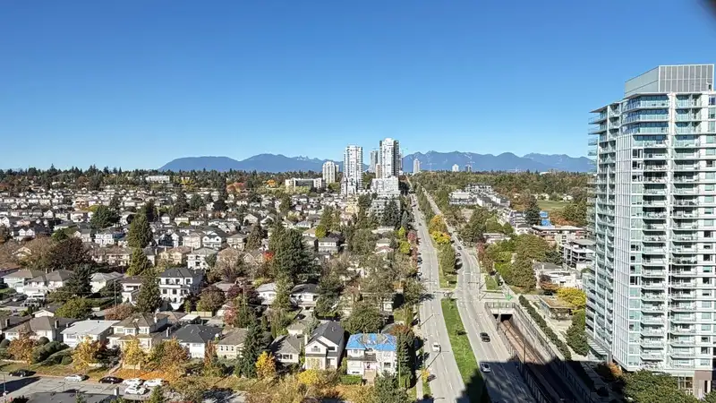 1905 8189 CAMBIE STREET - photo 1 of 30