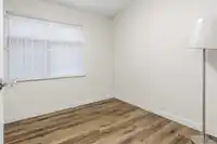 50 9800 ODLIN ROAD - thumbnail 14