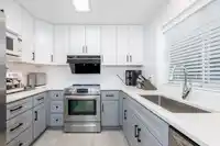 7865 163 STREET - thumbnail 16