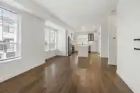 6 2774 MONTROSE AVENUE - thumbnail 9