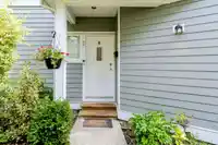 1 252 W 13TH STREET - thumbnail 3