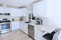 1 252 W 13TH STREET - thumbnail 7