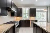 6074 163B STREET - thumbnail 9