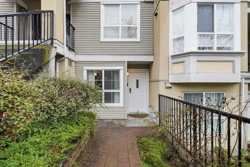 123 253 CASEY STREET - photo 1 of 24