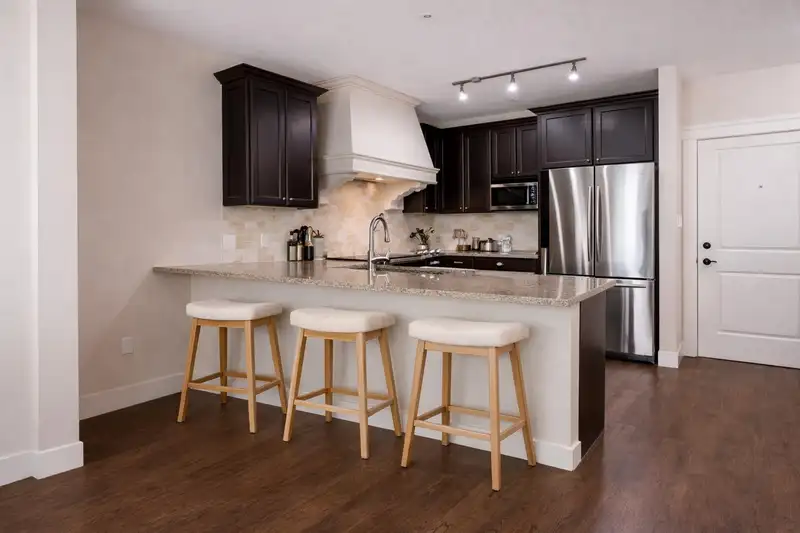 203 19530 65 AVENUE - photo 1 of 15