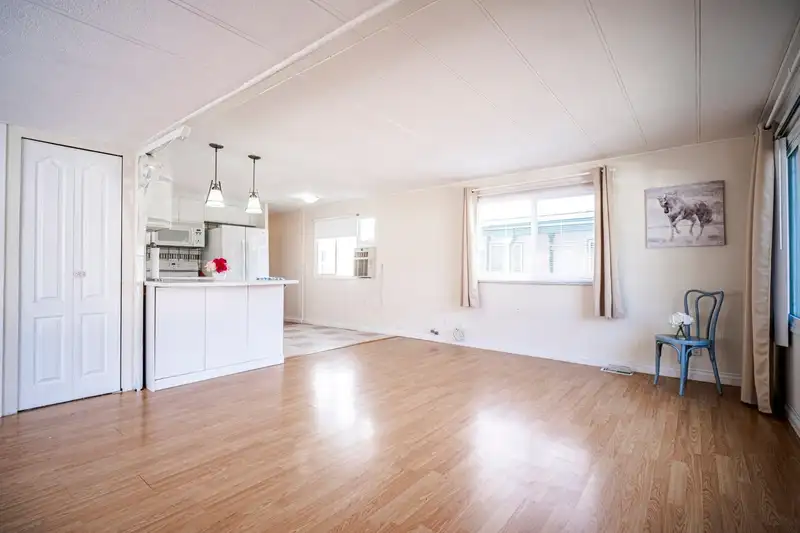 36 4426 232 STREET - photo 2 of 20