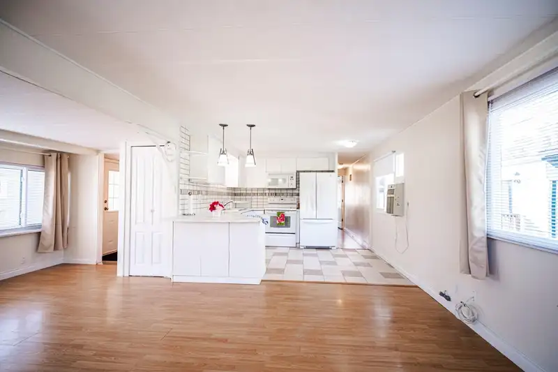 36 4426 232 STREET - photo 3 of 20