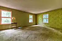 2555 128 STREET - thumbnail 13