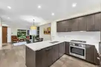 6098 OAK STREET - thumbnail 18