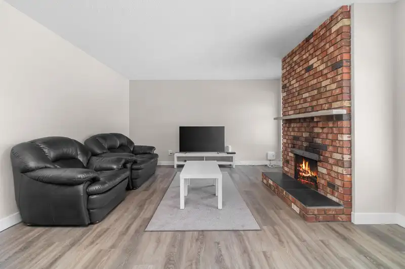 1204 NESTOR STREET - photo 2 of 37