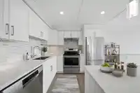 802 1745 ESQUIMALT AVENUE - thumbnail 3