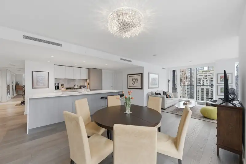 1909 1111 RICHARDS STREET - photo 4 of 39