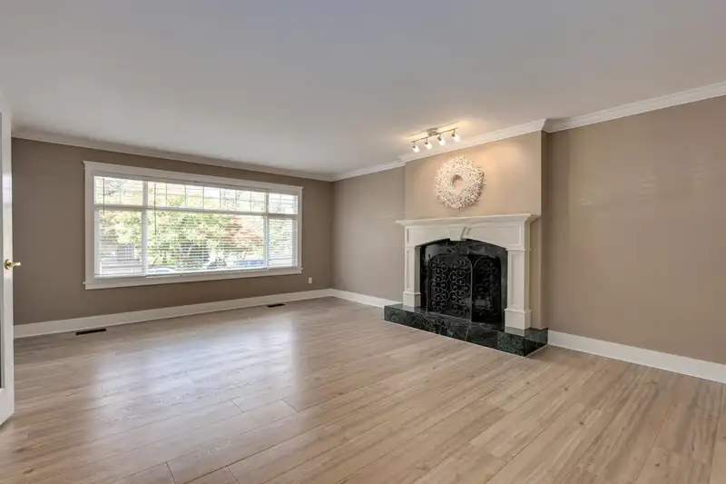 6488 SUNSHINE PLACE - photo 2 of 37