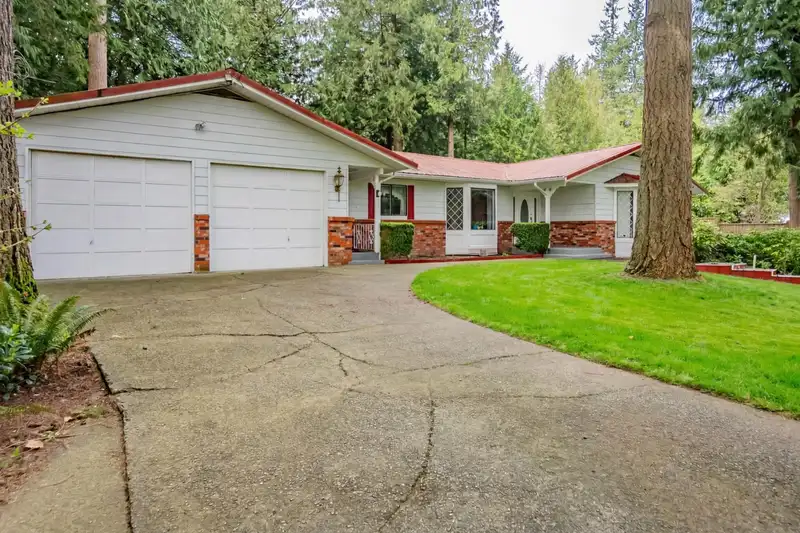 4257 199A STREET - photo 3 of 40