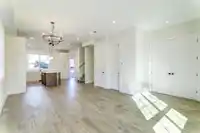 20687 76 AVENUE - thumbnail 3