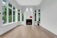 2328 MCBAIN AVENUE - thumbnail 4