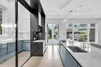 2328 MCBAIN AVENUE - thumbnail 10