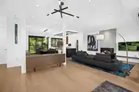 4328 LOCARNO CRESCENT - thumbnail 6