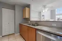 428 5700 ANDREWS ROAD - thumbnail 14