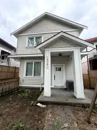 1 1436 E 1ST AVENUE - thumbnail 2