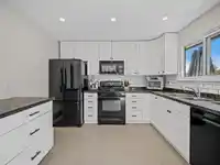 20360 THORNE AVENUE - thumbnail 5