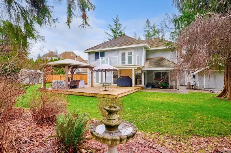 14 23100 129 AVENUE - photo 2 of 33