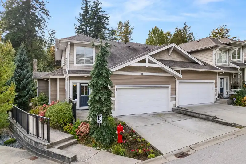 20 7059 210 STREET - photo 2 of 38