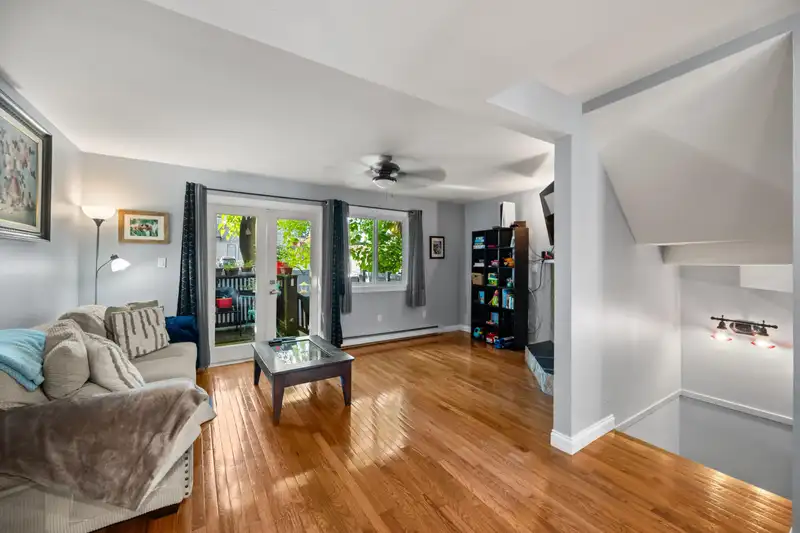38 27125 31A AVENUE - photo 3 of 40