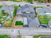 4294 PRICE CRESCENT - thumbnail 6