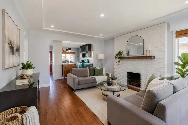 2951 VENABLES STREET - photo 1 of 38