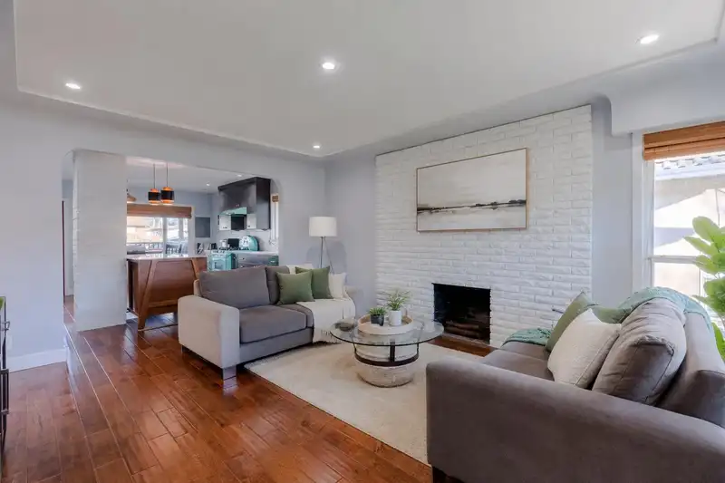 2951 VENABLES STREET - photo 3 of 38
