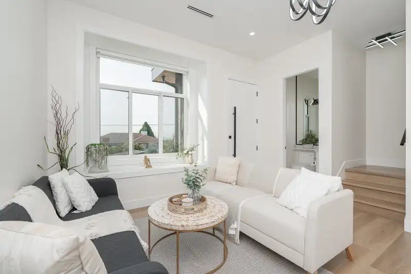 102 1149 DANSEY AVENUE - photo 3 of 25