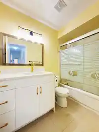102 8040 COLONIAL DRIVE - thumbnail 14