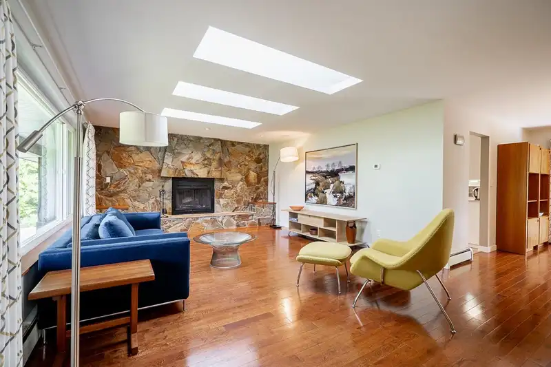 23270 52 AVENUE - photo 3 of 40