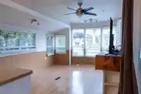 184 14600 MORRIS VALLEY ROAD - thumbnail 7