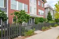 6 8371 202B STREET - thumbnail 3