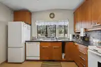 12337 98 AVENUE - thumbnail 4
