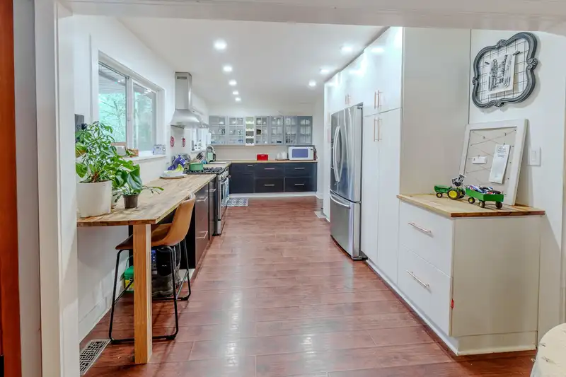 8630 FOOTE STREET - photo 4 of 40