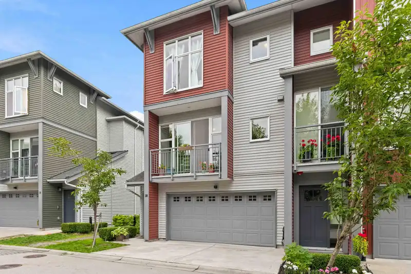 38 24076 112 AVENUE - photo 3 of 39